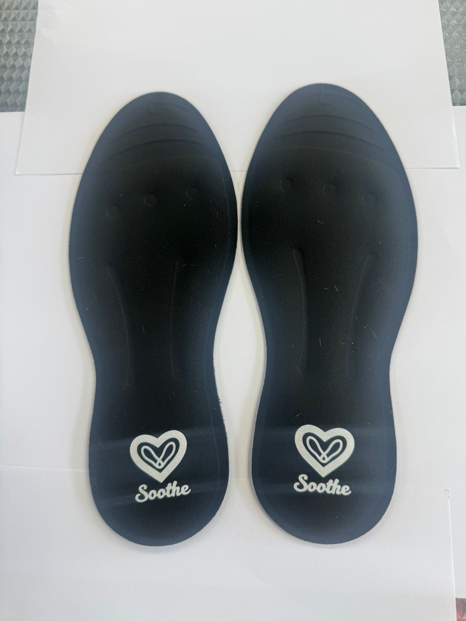 Soothe Liquid Orthotic Massaging Insoles - Image 2